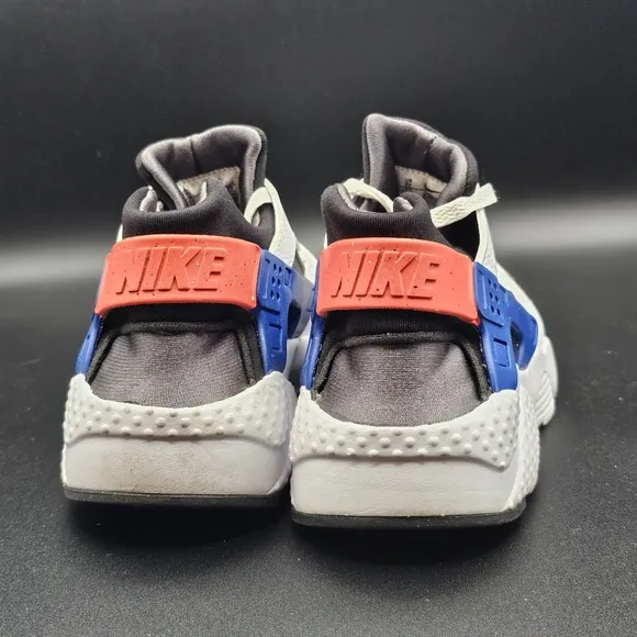 Nike Youth Air Huarache Sneakers in White and Blue