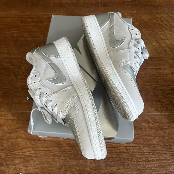 Nike Youth Air Jordan Retro Low OG Sneakers