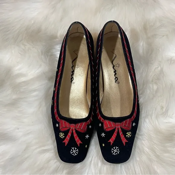 NINA Black Velvet Embroidered Flats