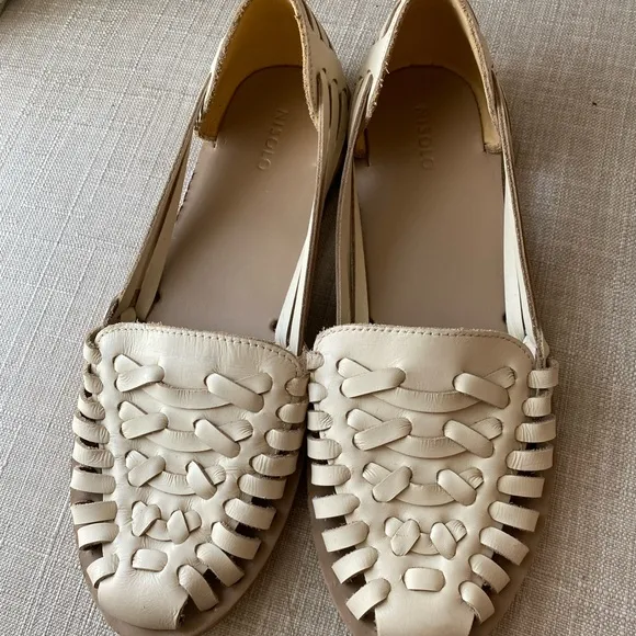 Nisolo Huarache handwoven fisherman leather sandals in bone size 7.5