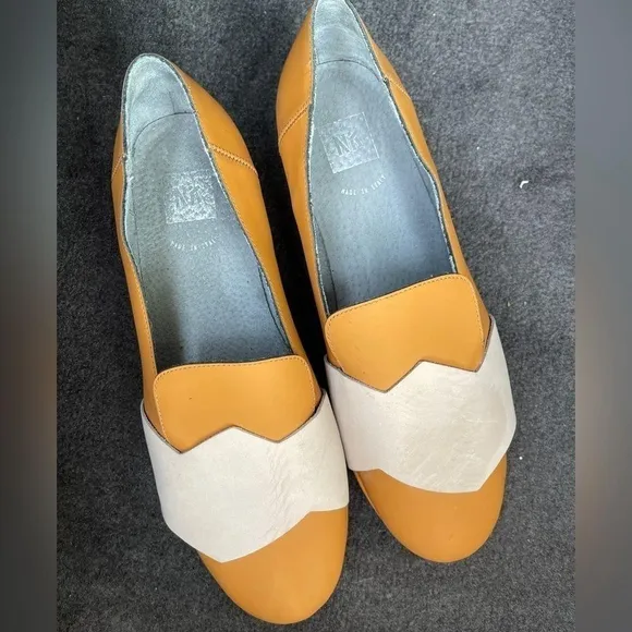 NK NWOT Nikita King Leather Platform Loafers Beautiful Yellow Ochre Size 39