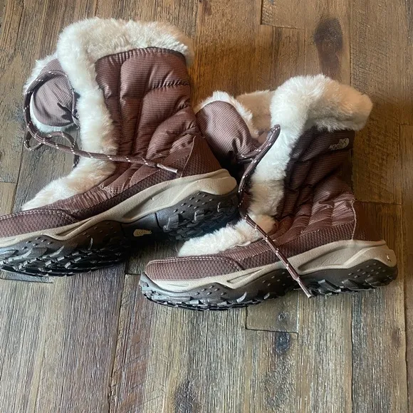 North Face Snow Boots, kids size 3
