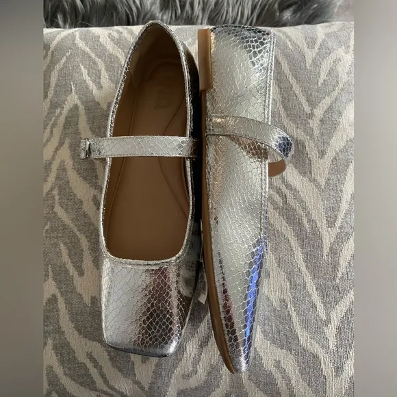 NW I.N.C. International Concepts Jadis Square Toe Ballet Flats