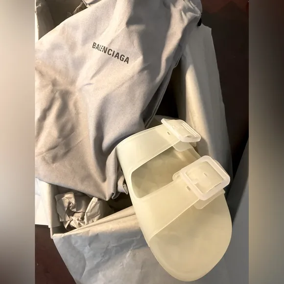 NW originally Box Made in Italy Balenciaga White Sandals. Size C 38. USA size 8