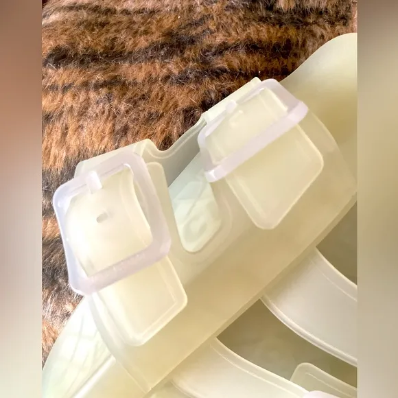 NW originally Box Made in Italy Balenciaga White Sandals. Size C 38. USA size 8