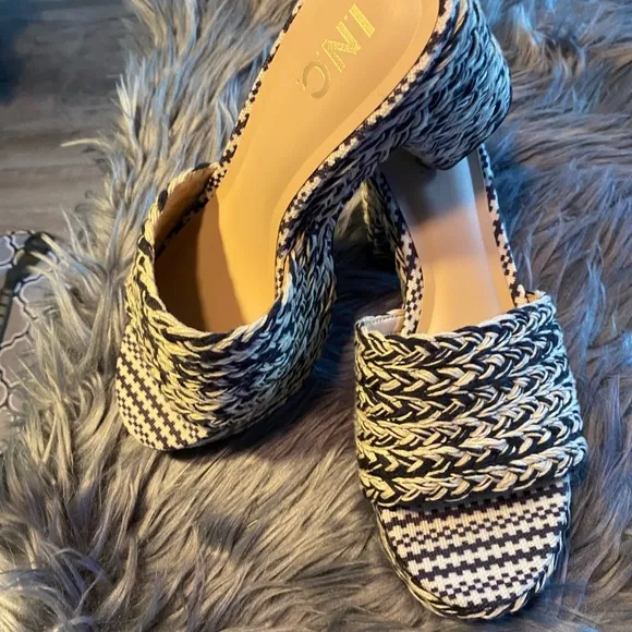 NW U.N.C. International Concepts Women’s Hazila Espadrille Slide Wedge Sandals