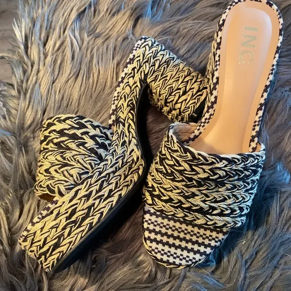 NW U.N.C. International Concepts Women’s Hazila Espadrille Slide Wedge Sandals