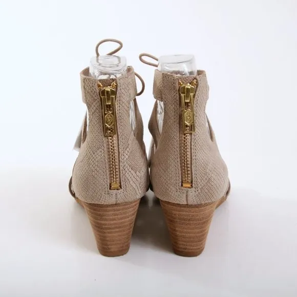 NWB UGG Yasmin Snake Caged Wedge Sandals