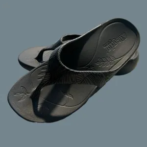 NWOB Alegria Printed Toe Sandals Ode Tobacco Smoke Size 36 US 5.5 6