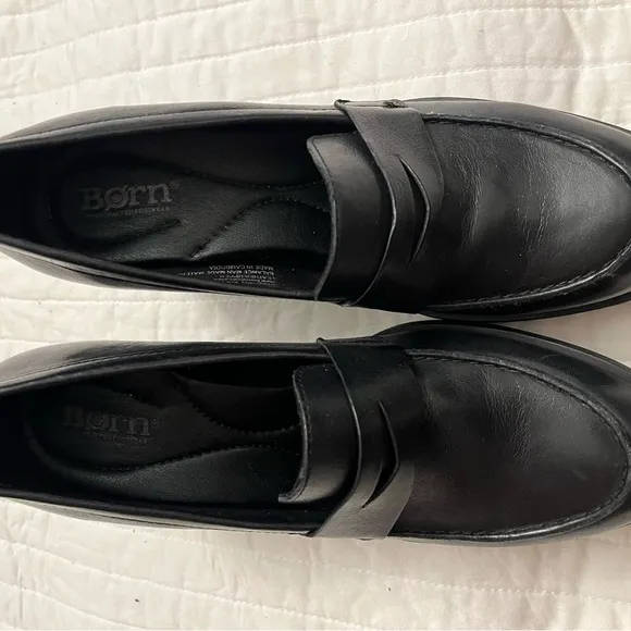 NWOB BORN HOLLISTON FINAL LOAFERS