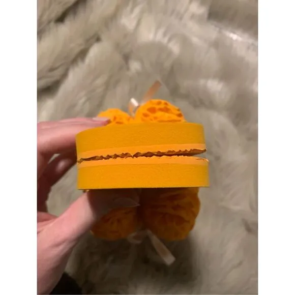 NWOB Tory Burch Women’s Yo Yo Squash Orange Flip Flops Sandals Size 9