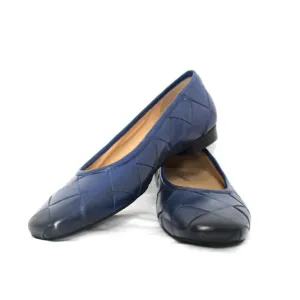 NWOB Trotters Hanny Ballet Flats Size 8.5N