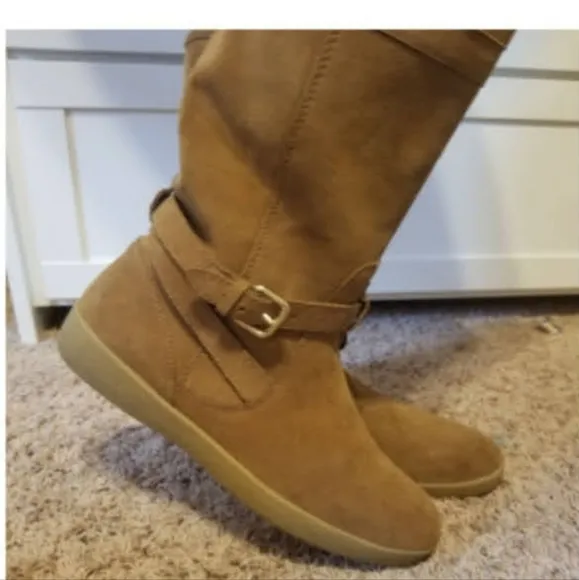 NWOT Coach Boots New Size 9