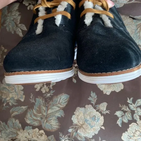 NWOT Cole Haan Grand Suede Black Ankle Chukka Boots Sherpa Lined Women's 9 B