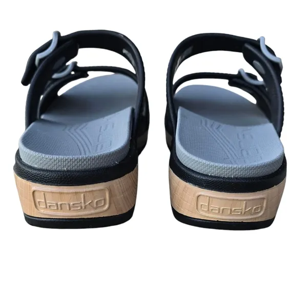 NWOT Dansko Kandi Eva Sandal, Size 37