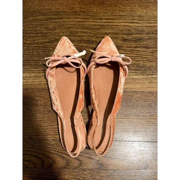 NWOT Intentionally Blank Velvet Slingback Pointed Flats Pink Women's Size 9