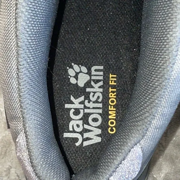 NWOT Jack Wolfskin Activate Texapore Mid hiking boots. Comfort Fit. Size 11.5