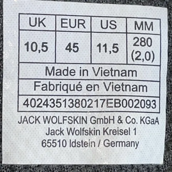 NWOT Jack Wolfskin Activate Texapore Mid hiking boots. Comfort Fit. Size 11.5