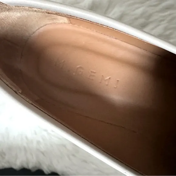 NWOT M. Gemi Croc Embossed Leather Elsa Platform Lug Loafers Oyster Size 38/7.5