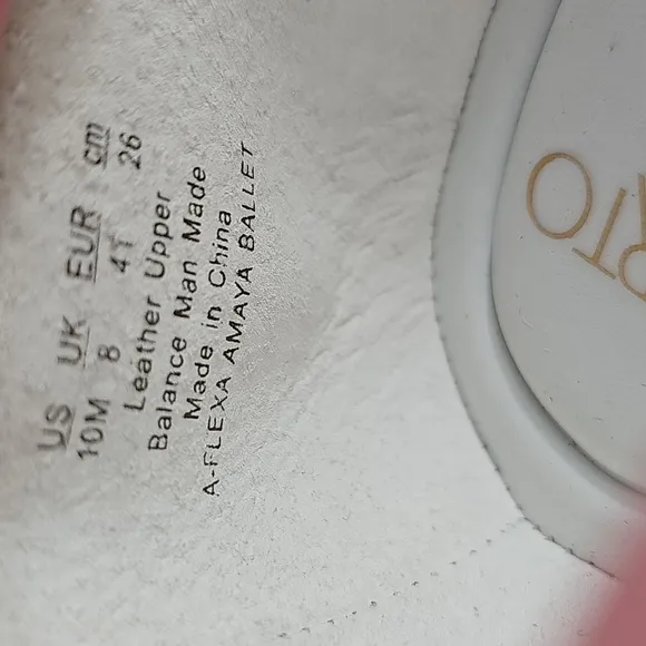 NWOT Sarto Flexa Amaya Ballet Flats Slip-On Square Toe Leather Italy Beige 10