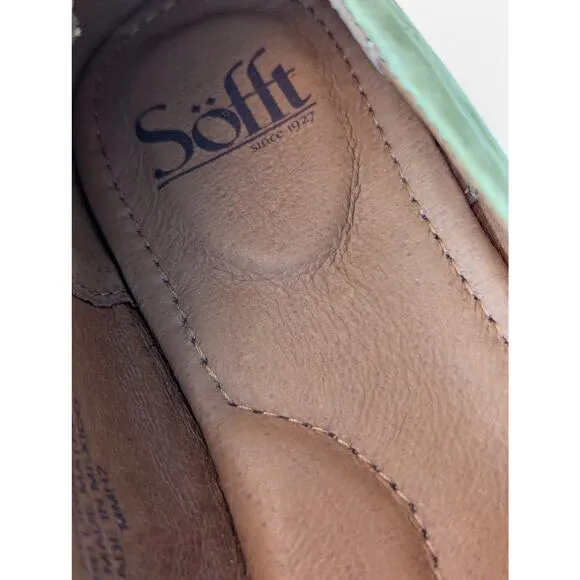 NWOT Sofft Kadyn Leather Pear Green Chain Link Flats Moccasins Slip-on Shoes 8.5