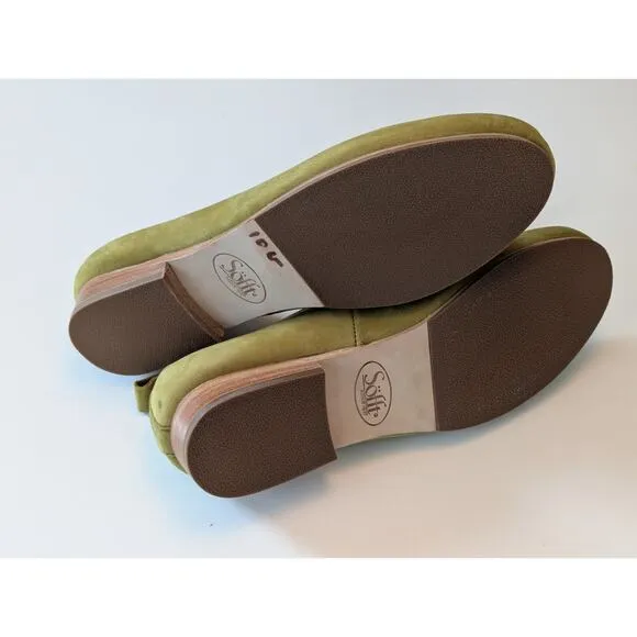 NWOT Sofft Kadyn Leather Pear Green Chain Link Flats Moccasins Slip-on Shoes 8.5
