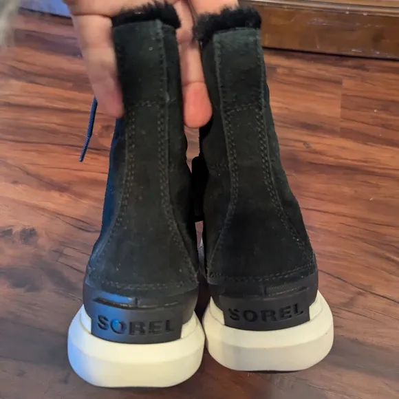 NWOT Sorel Explorer II Joan Faux Fur Waterproof Lace Up Boots in Black Fawn