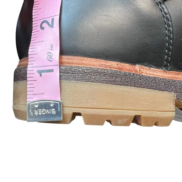 NWOT Timberland Riley Flair Pull On Mid-calf black boots size 9.