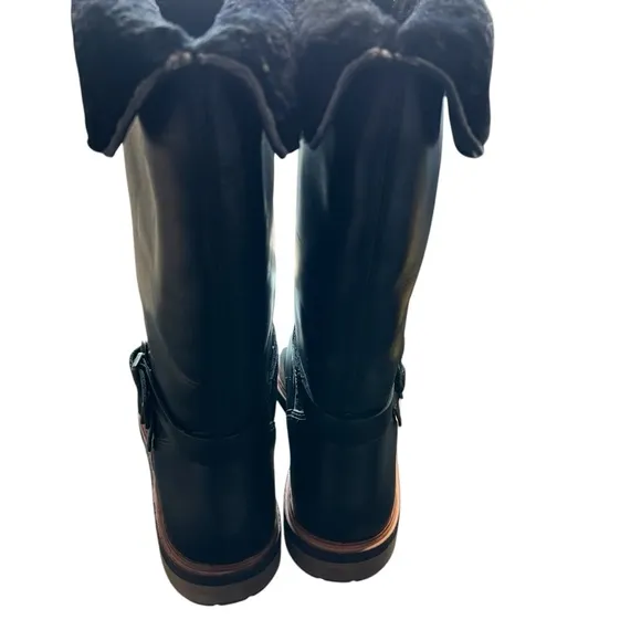 NWOT Timberland Riley Flair Pull On Mid-calf black boots size 9.