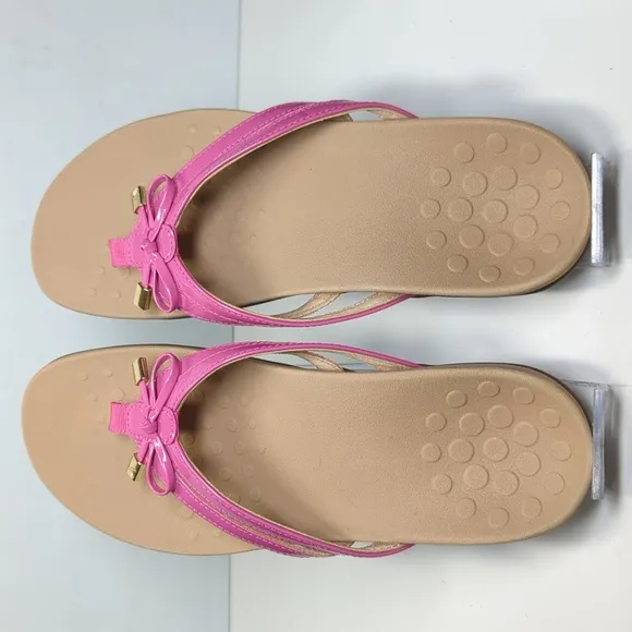 NWOT Vionic Bella X anniversary orthotic thong sandals women's size 6.5 EU 36.5