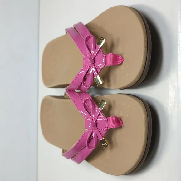 NWOT Vionic Bella X anniversary orthotic thong sandals women's size 6.5 EU 36.5