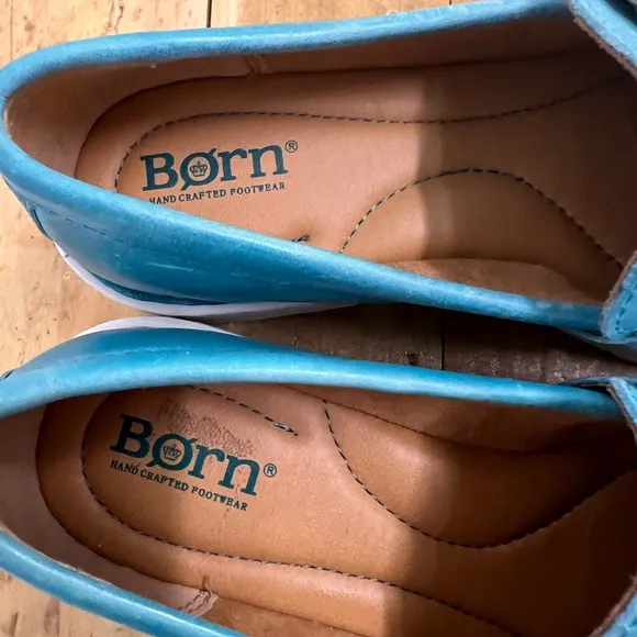 NWT &amp; NWOB $135 Born Contessa Turquoise Leather Platform  Loafers