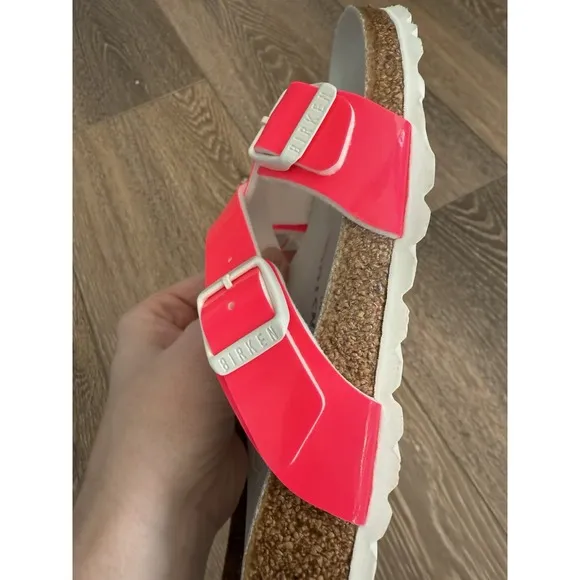 NWT Birkenstock NWB Neon Pink Patent Yao Birko-Flor 36