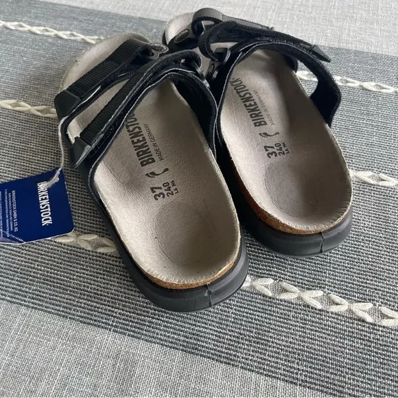 NWT Birkenstock Sahara Birko-Flor Women’s Sandals Black Size 37 US 6