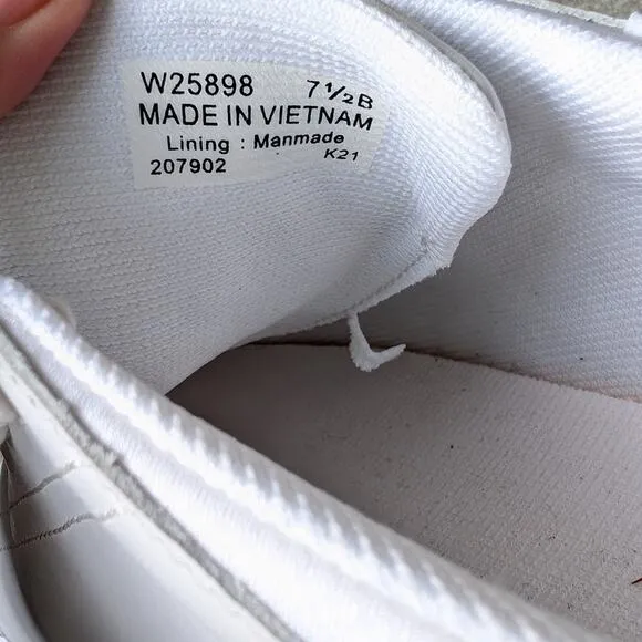 NWT Cole Haan W25898 Carly White Leather Low Top Casual Sneakers, size 7.5B