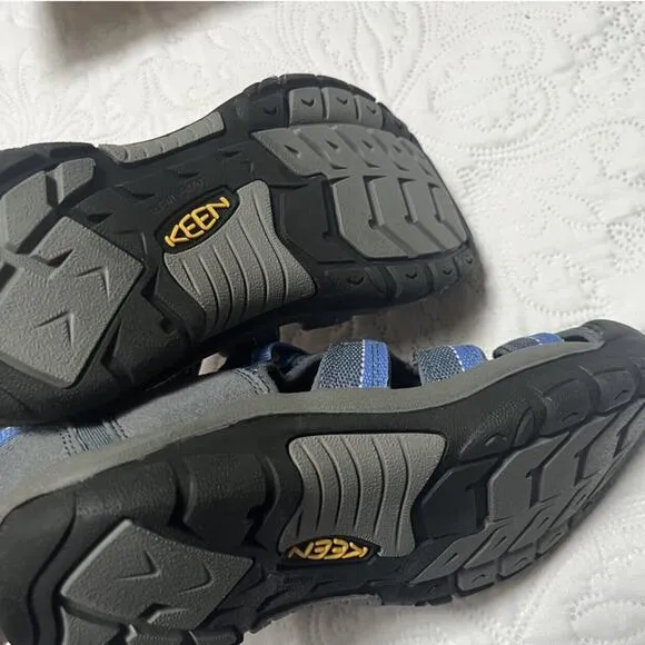 NWT Keen Newport H2 Sandals Size 6