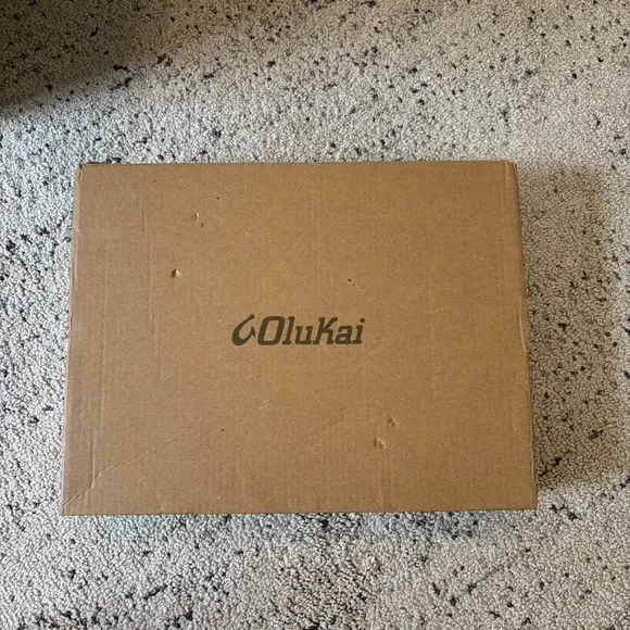 NWT OluKai Kāmola Women’s Slide Sandals Size 5