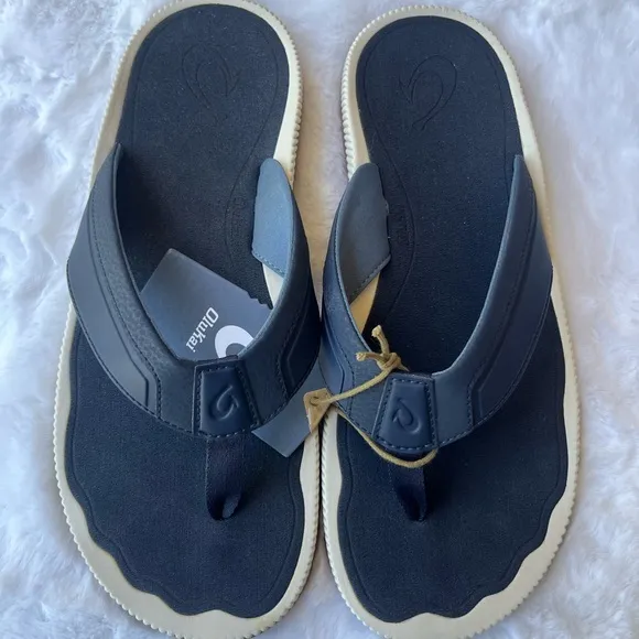 NWT OluKai Kukulu Water Resistance Sandals
