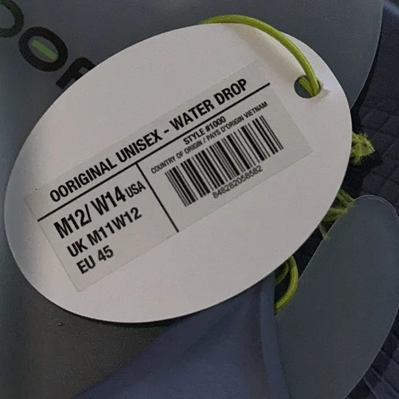 NWT Oofos Sandals