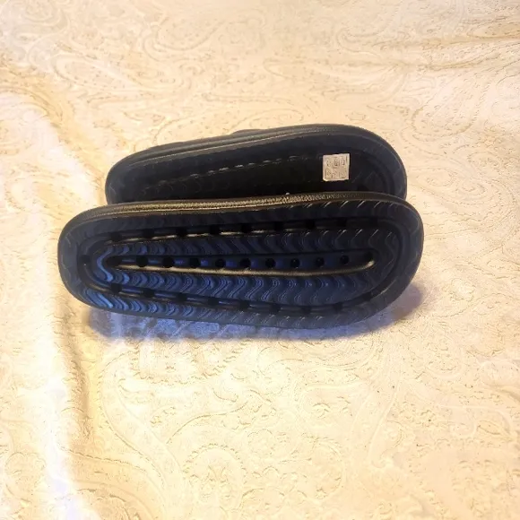 NWT Skechers arch fit sandals