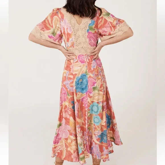 NWT SPELL PAINTER'S GARDEN LACE MAXI DRESS in Crimson size medium