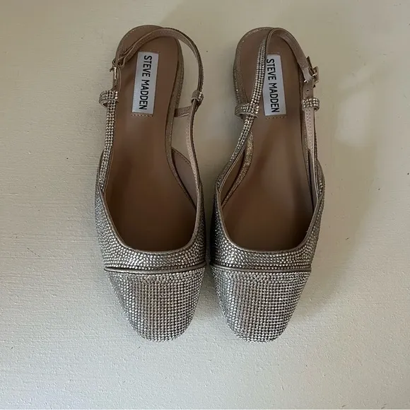 NWT Steve Madden Champagne Embellished Belinda Flats