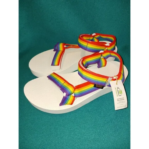 NWT Teva Midform Universal PRIDE Rainbow White Sandals Womens Size 9