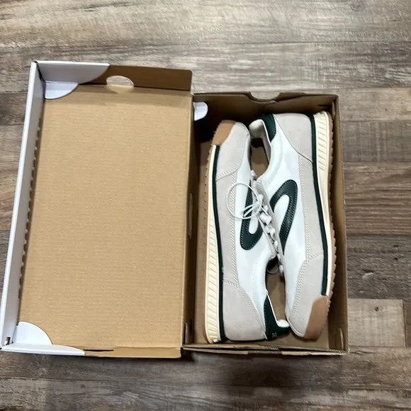 NWT • Tretorn • Rawlins Green/Grey sneakers