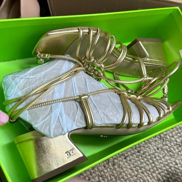 NWTIB - Sam Edelman Women's Westley Sandal, Heeled Sandal, Gold - Size 7 😍😍