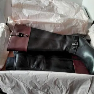 NWTs ~ Worn Once in the House! Bandolino Leather Boots - size 8 1/2