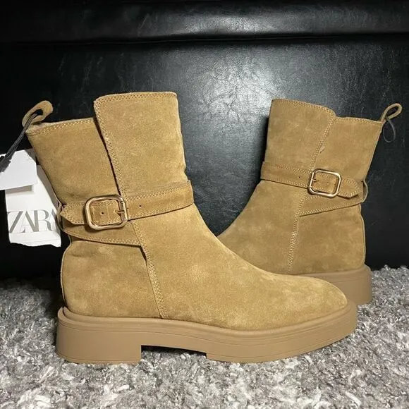 NWT Zara Fleece Lined Split Leather Boots