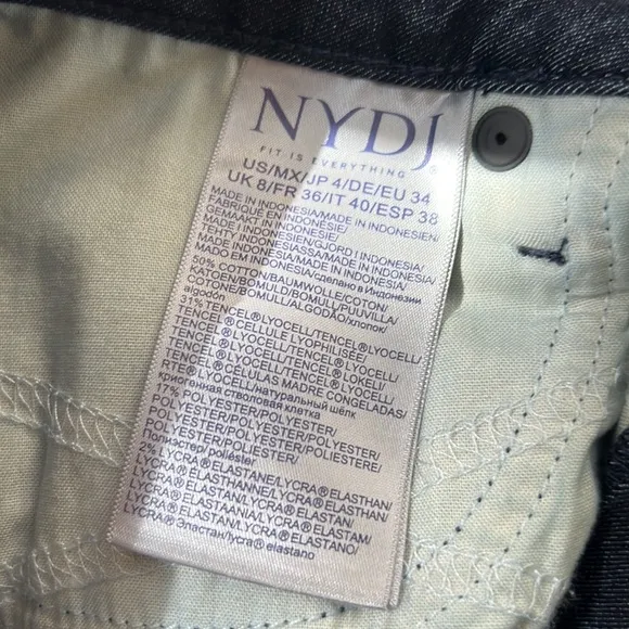 NYDJ Tailored Denim Bermuda Shorts in Lightweight Rinse