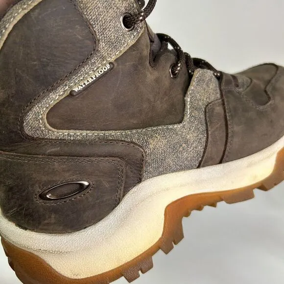 OAKLEY TACTICAL FIELD GEAR BOOTS THERMOLITES US8 Brown Leather Waterproof Hiking