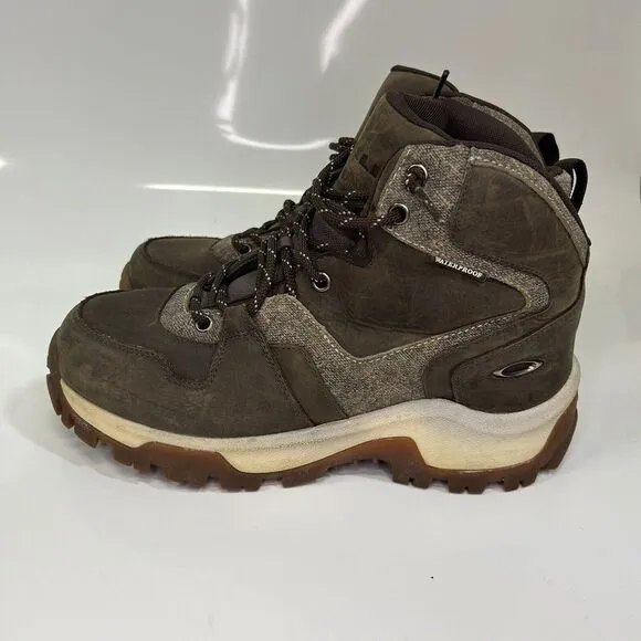 OAKLEY TACTICAL FIELD GEAR BOOTS THERMOLITES US8 Brown Leather Waterproof Hiking